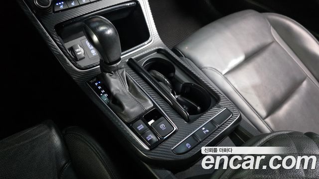 Hyundai Grandeur (IG) 2.2 Diesel Premium Special 2017 — фото 9