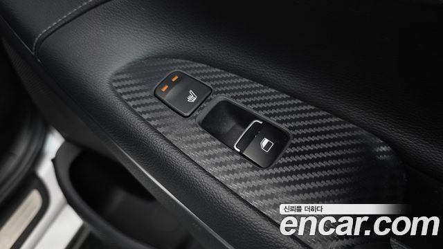 Hyundai Grandeur (IG) 2.2 Diesel Premium Special 2017 — фото 18