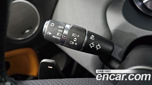 Land Rover Range Rover Evoque 2.0 TD4 HSE Dynamic 2017 — фото 20