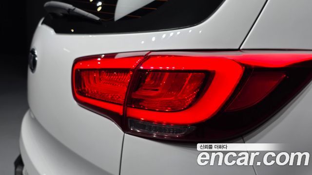 Kia Sportage R Diesel 2WD Prestige 2015 — фото 23