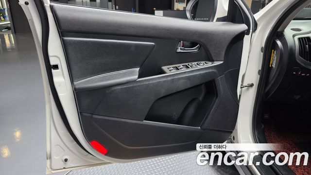 Kia Sportage R Diesel 2WD Prestige 2015 — фото 24