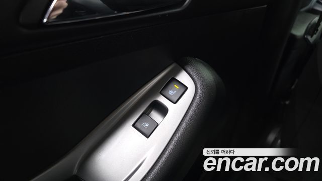 Chevrolet Orlando 2.0 Diesel LTZ Premium 2014 — фото 19