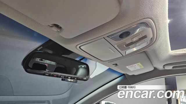 Kia Niro 1.6 HEV Noblesse Special 2021 — фото 17