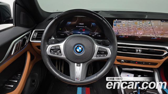 BMW i4 eDrive40 M Sports 2022 — фото 13