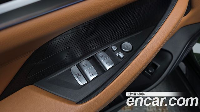 BMW i4 eDrive40 M Sports 2022 — фото 27