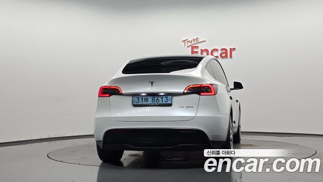 Tesla Model Y Long Range AWD 2022 — фото 4