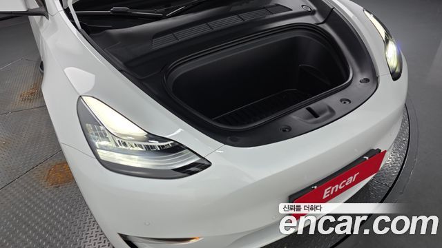 Tesla Model Y Long Range AWD 2022 — фото 6