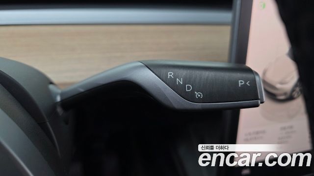 Tesla Model Y Long Range AWD 2022 — фото 9