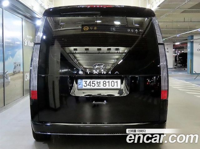 Hyundai Staria Lounge 9-Seater Prestige 2022 — фото 5
