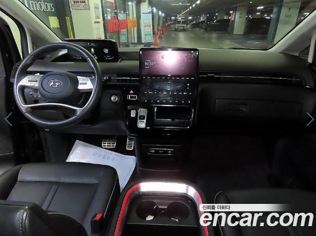 Hyundai Staria Lounge 9-Seater Prestige 2022 — фото 10