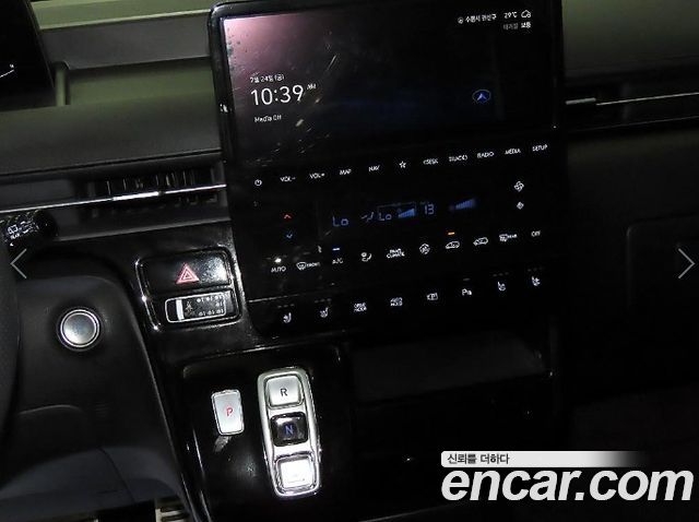 Hyundai Staria Lounge 9-Seater Prestige 2022 — фото 15