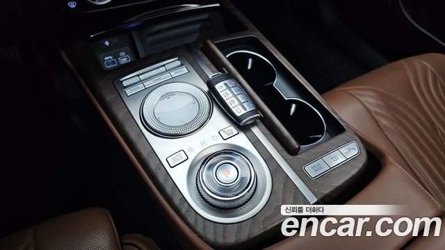 Genesis G80 (RG3) Gasoline 2.5 Turbo AWD 2021 — фото 9