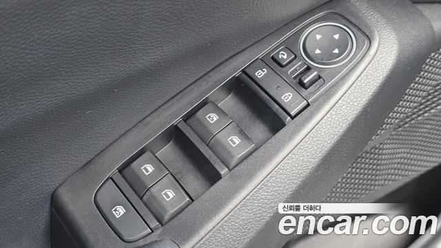 Kia Seltos Gasoline 1.6 Turbo 2WD Noblesse 2020 — фото 12