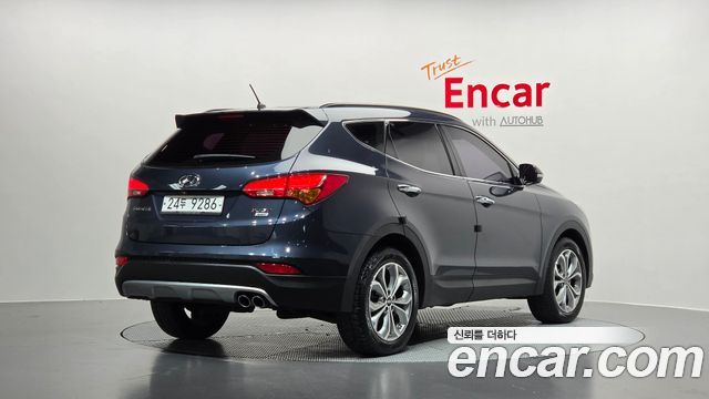 Hyundai Santa Fe (DM) Diesel(e-VGT) 2.0 4WD Exclusive 2015 — фото 2