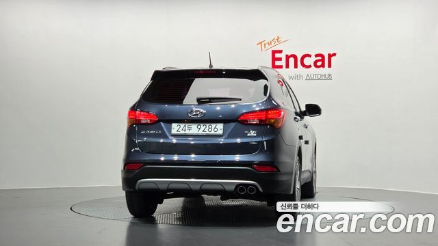 Hyundai Santa Fe (DM) Diesel(e-VGT) 2.0 4WD Exclusive 2015 — фото 4
