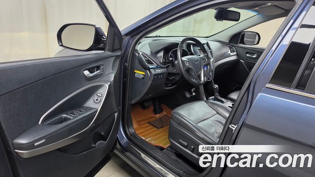 Hyundai Santa Fe (DM) Diesel(e-VGT) 2.0 4WD Exclusive 2015 — фото 10