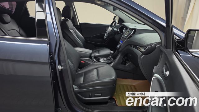 Hyundai Santa Fe (DM) Diesel(e-VGT) 2.0 4WD Exclusive 2015 — фото 11