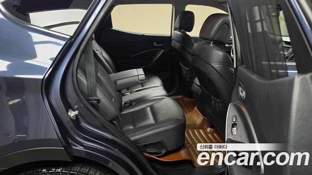 Hyundai Santa Fe (DM) Diesel(e-VGT) 2.0 4WD Exclusive 2015 — фото 12