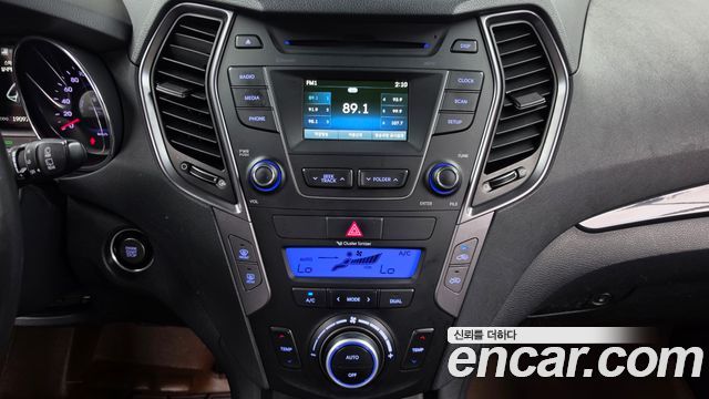 Hyundai Santa Fe (DM) Diesel(e-VGT) 2.0 4WD Exclusive 2015 — фото 16