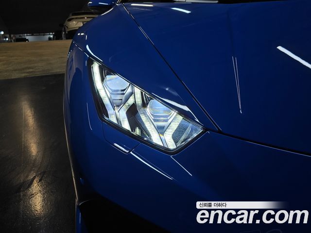 Lamborghini Huracan LP610-4 Spyder 2017 — фото 10