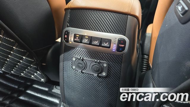 Kia Mohave Diesel 3.0 4WD President 2018 — фото 32