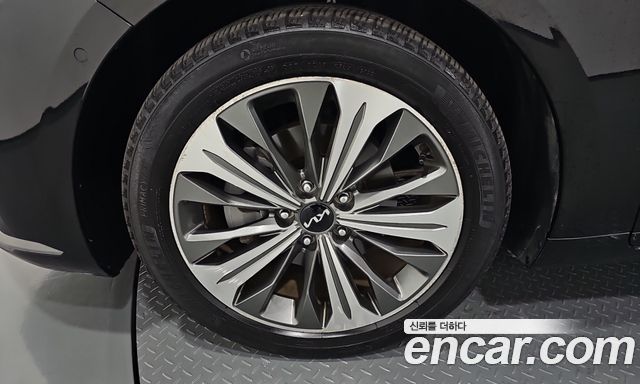 Kia K8 Hybrid Signature 2023 — фото 5