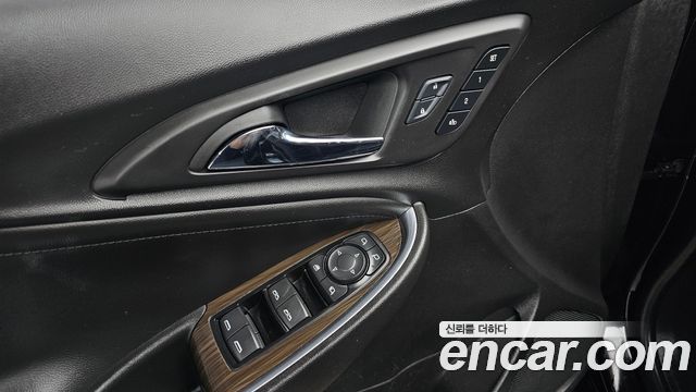 Chevrolet Malibu 2.0 Turbo Perfect black 2017 — фото 16