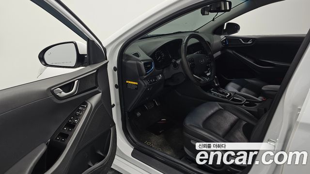 Hyundai Ioniq Hybrid N Plus 2016 — фото 11