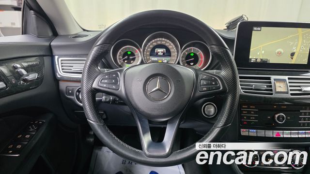 Mercedes-Benz CLS-Class (W218) CLS350 d 4MATIC 2016 — фото 13