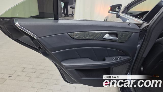 Mercedes-Benz CLS-Class (W218) CLS350 d 4MATIC 2016 — фото 25