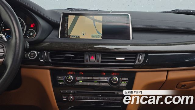 BMW X6 (F16) xDrive 30d 2016 — фото 14