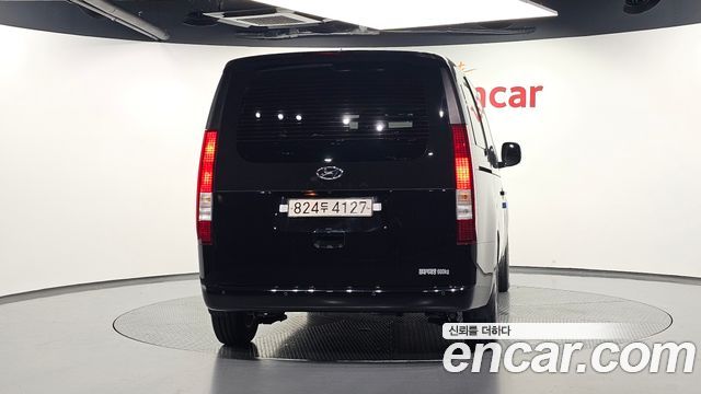 Hyundai Staria Cargo 5-Seater Modern 2022 — фото 4