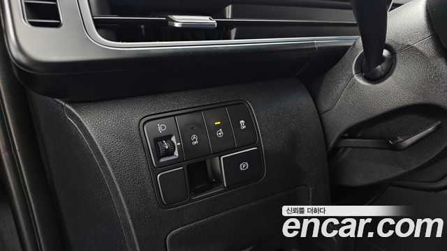 Hyundai Staria Cargo 5-Seater Modern 2022 — фото 18