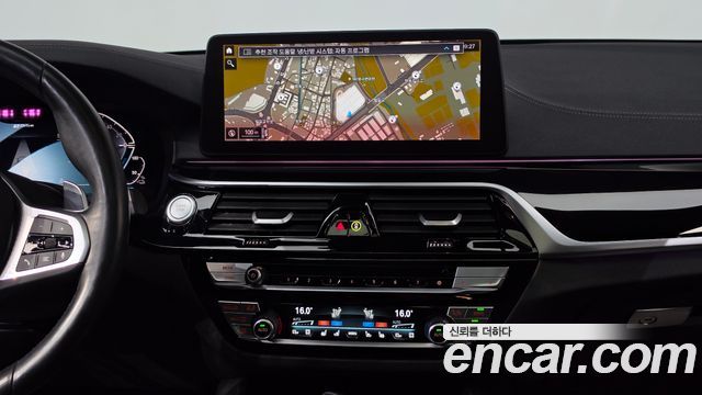BMW 5 Series (G30) 530e M Sport 2022 — фото 18