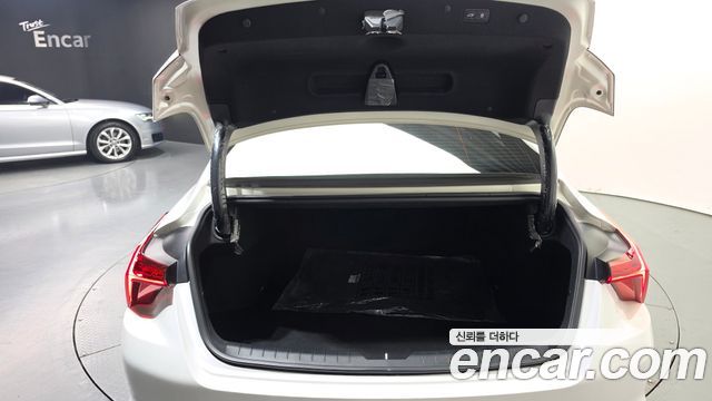 Kia K8 2.5 Gasoline 2WD Signature 2022 — фото 20