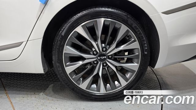 Kia K8 2.5 Gasoline 2WD Signature 2022 — фото 21