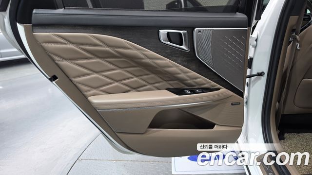 Kia K8 2.5 Gasoline 2WD Signature 2022 — фото 25