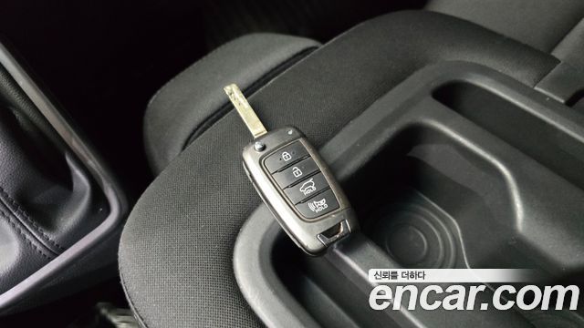 Hyundai Staria Cargo 3-Seater Smart 2022 — фото 28