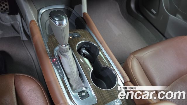 Chevrolet Malibu 2.0 Turbo LTZ Premium 2017 — фото 9