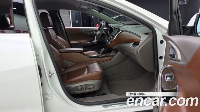 Chevrolet Malibu 2.0 Turbo LTZ Premium 2017 — фото 11