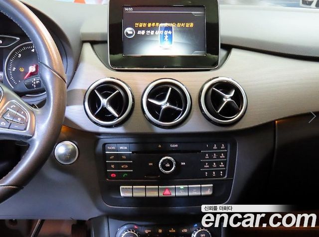 Mercedes-Benz B-Class (W246) B200 d 2017 — фото 15