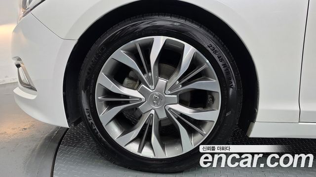 Hyundai Sonata (LF) 2.0 Smart 2015 — фото 5