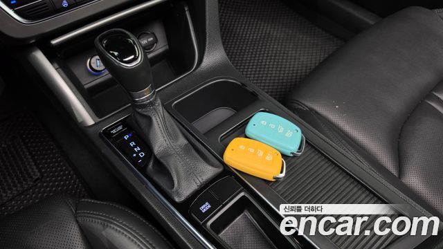 Hyundai Sonata (LF) 2.0 Smart 2015 — фото 9