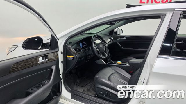 Hyundai Sonata (LF) 2.0 Smart 2015 — фото 10