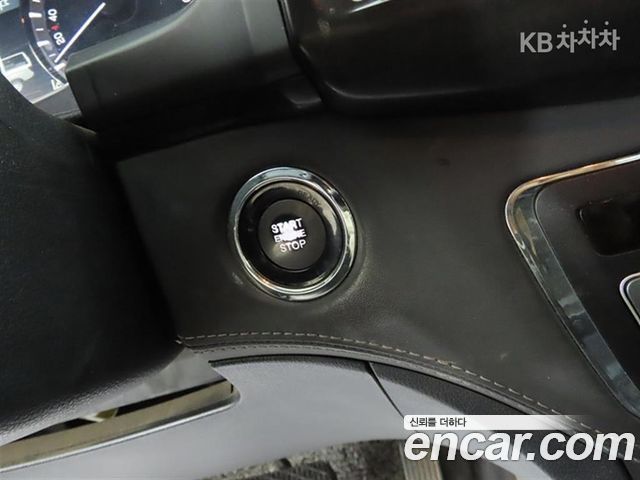 KG Mobility (SsangYong) Rexton Sports Khan Diesel 2.2 4WD Noblesse (5-Link) 2021 — фото 23