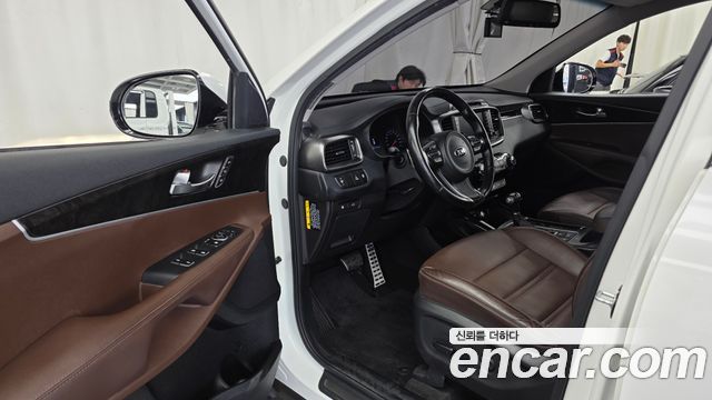 Kia Sorento Diesel 2.2 4WD Noblesse Special 2017 — фото 10
