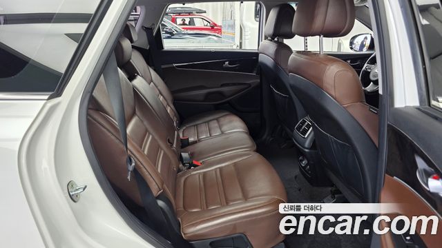 Kia Sorento Diesel 2.2 4WD Noblesse Special 2017 — фото 12