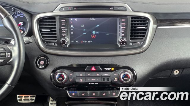 Kia Sorento Diesel 2.2 4WD Noblesse Special 2017 — фото 14