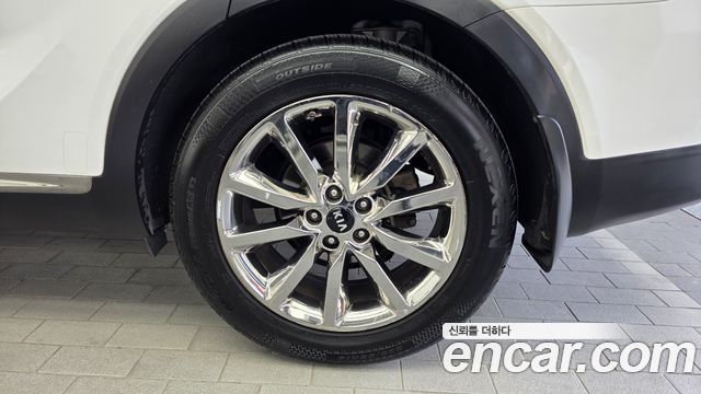 Kia Sorento Diesel 2.2 4WD Noblesse Special 2017 — фото 21