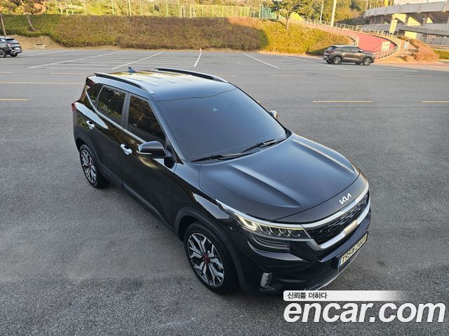 Kia Seltos Gasoline 1.6 Turbo 2WD Signature 2023 — фото 7